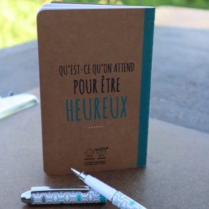 Carnet A6 et son stylo – les bons plans de mr heureux !
