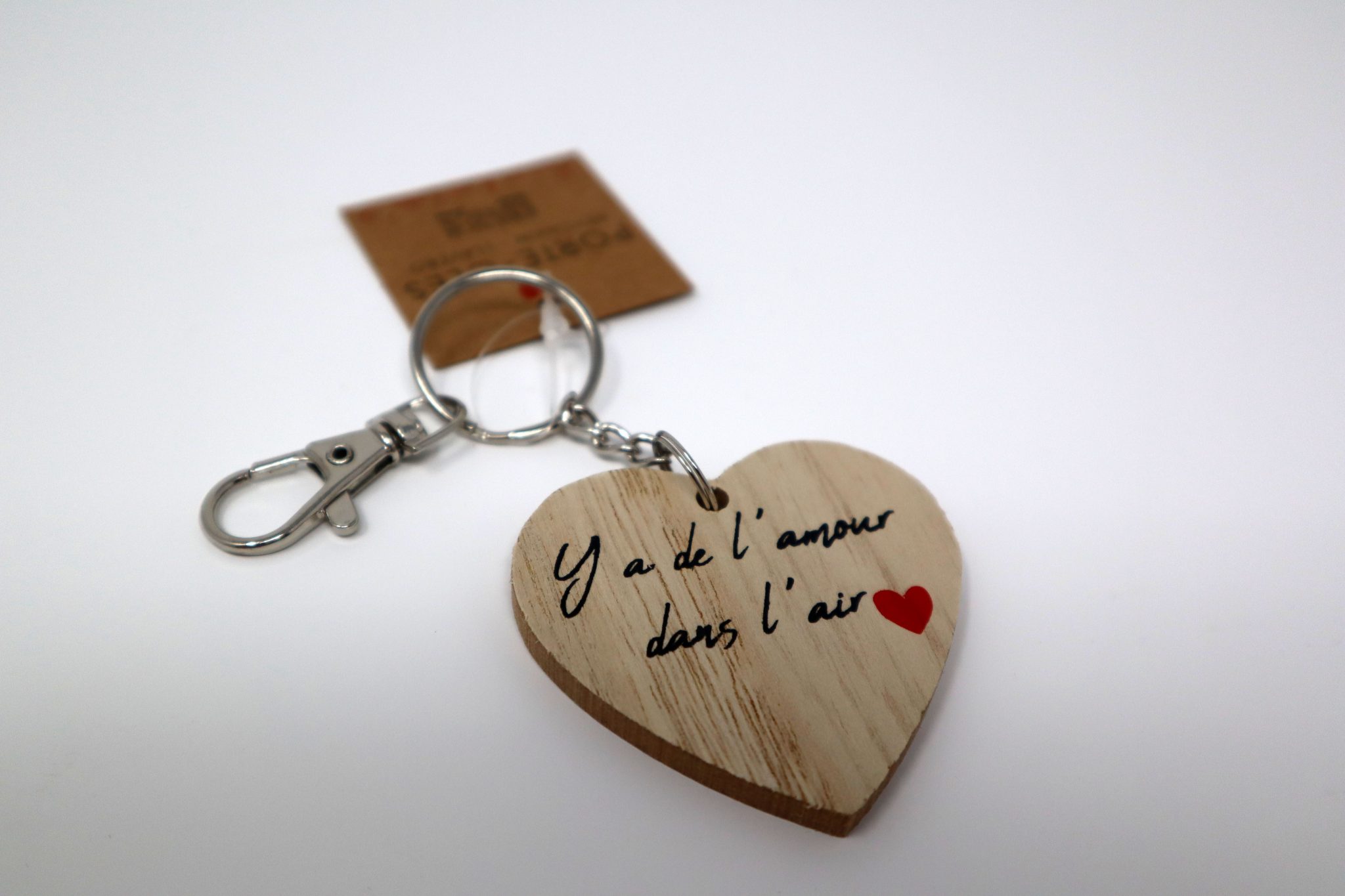 porte-clés en bois couleur bois, à message - Y'a de l'amour dans l'air
